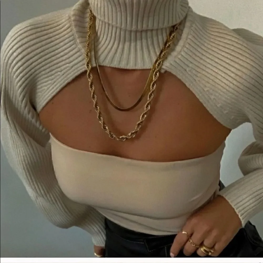 ZARA turtleneck sleeve scarf 5536/146